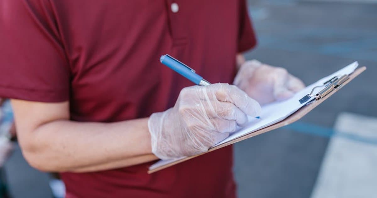 Kaip išsirinkti vairavimo mokyklą 2026 metais