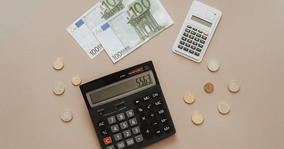 Kiek kainuoja vairavimo kursai 2026 m. — kainų palyginimas