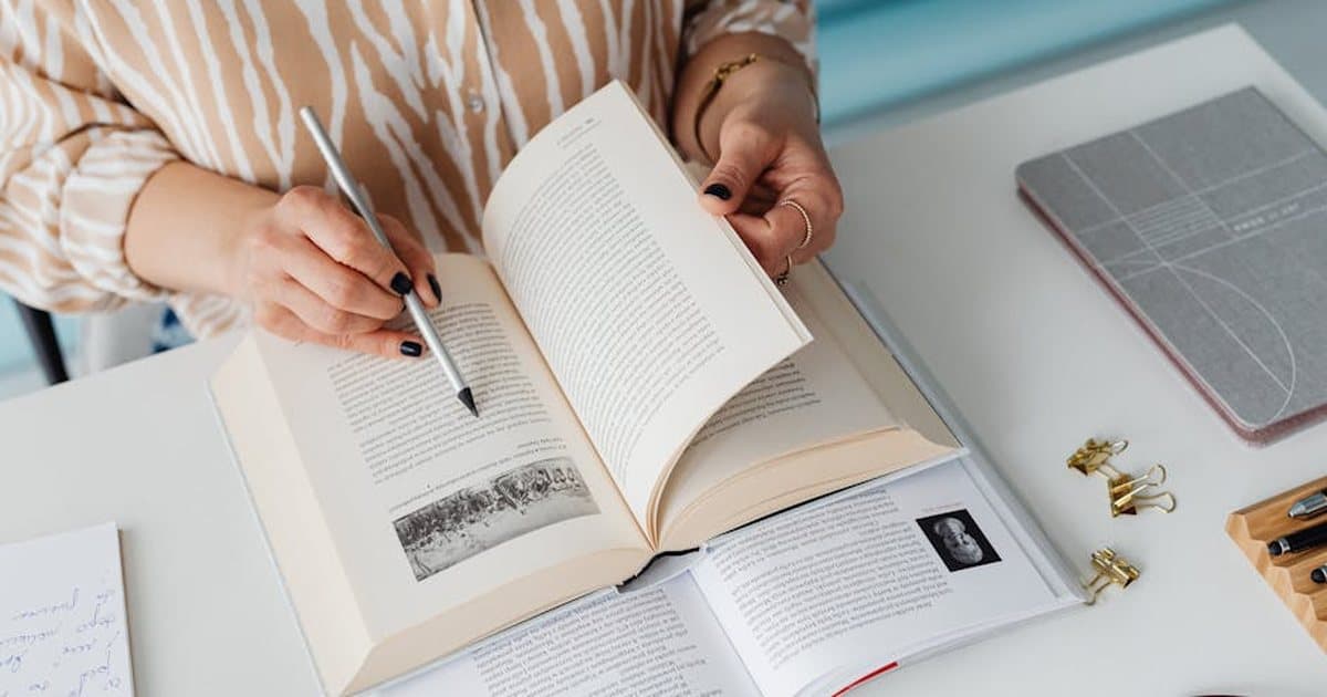 Praktinis vairavimas: nuo pirmos pamokos iki meistriškumo