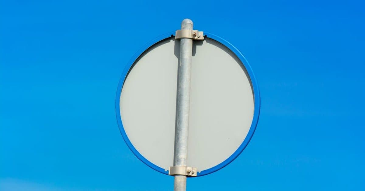 Privalomieji kelio ženklai 2026: mėlyni apskritimai ir reikšmės