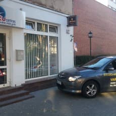 BKU Centras vairavimo mokykla logotipas